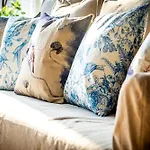 Eastern Suite With Freepark - 28 Night Stay