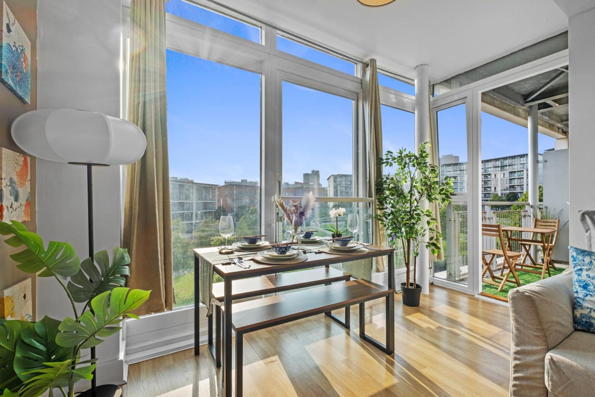 Apartment Eastern With Freepark - 28 Night *